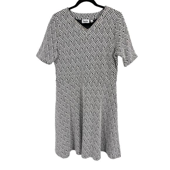 Leota Dress pullover short sleeve textured gray white Medium M - Picture 1 of 4